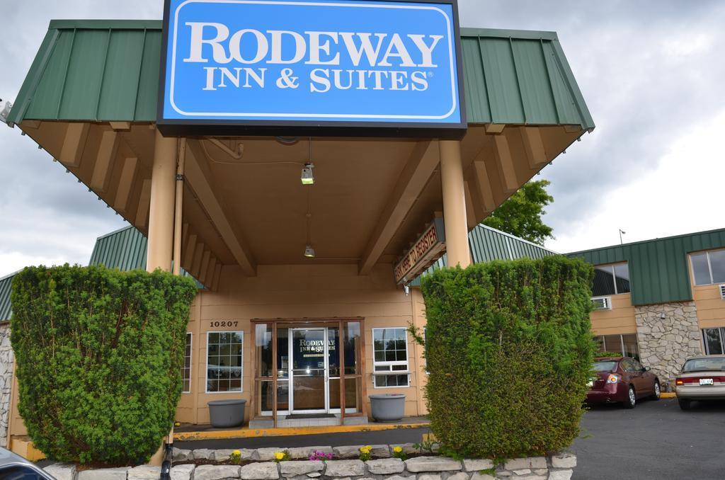 Rodeway Inn & Suites Hwy 217 & 26 W Portland Exteriér fotografie